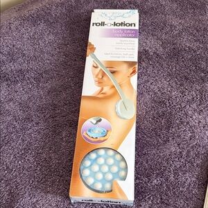 Body Lotion Applicator - White